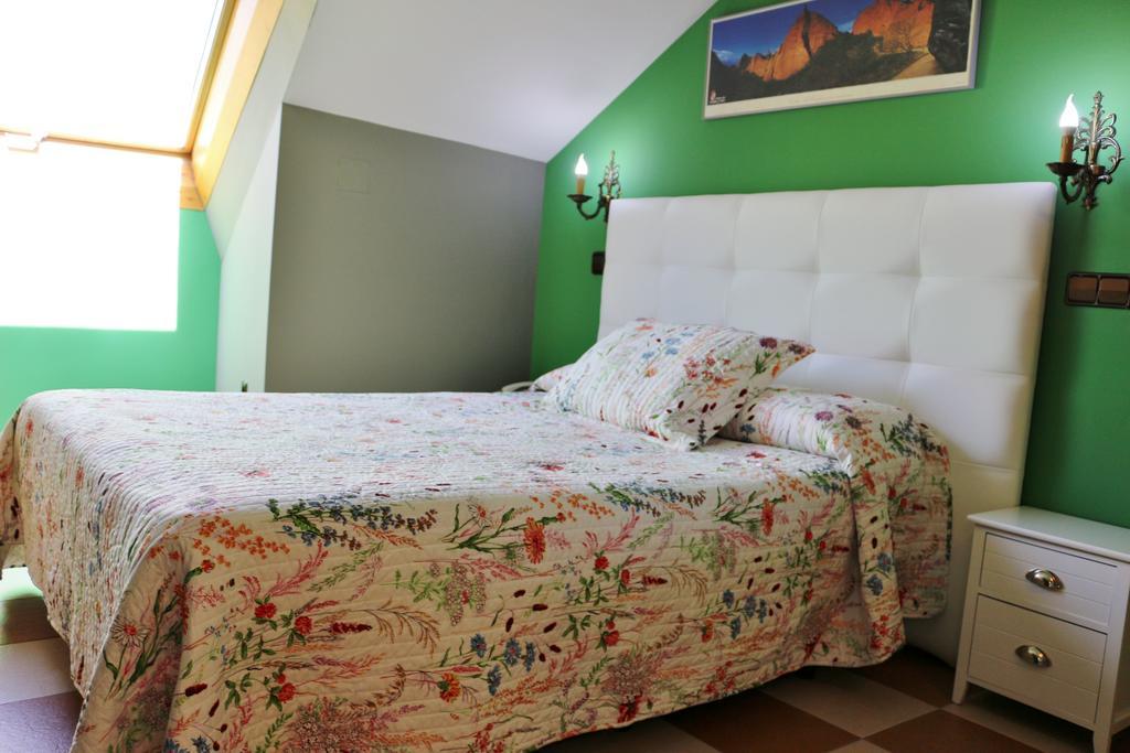 Hostal Don Jaime II Segovia Exterior foto