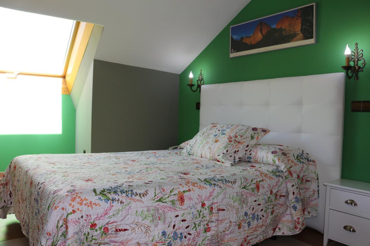 Hostal Don Jaime II Segovia Exterior foto