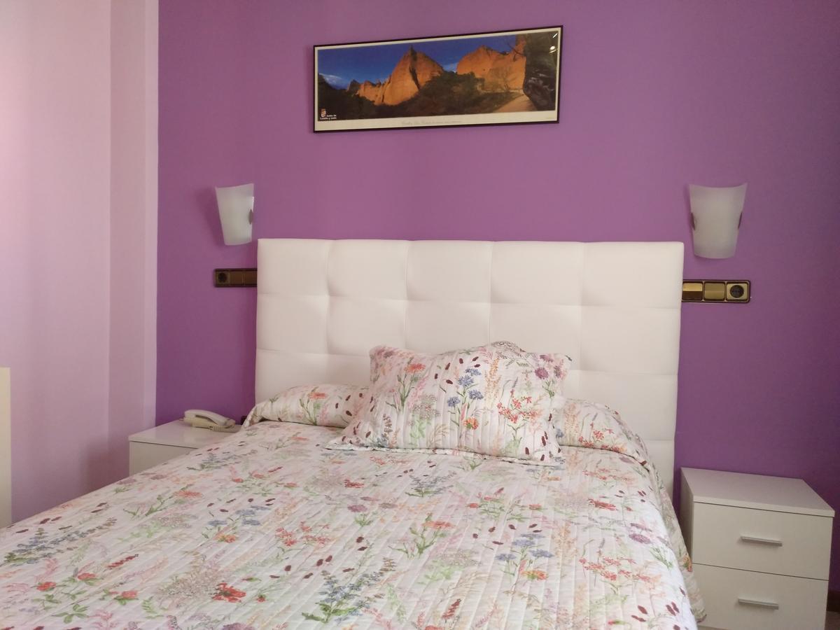 Hostal Don Jaime II Segovia Exterior foto
